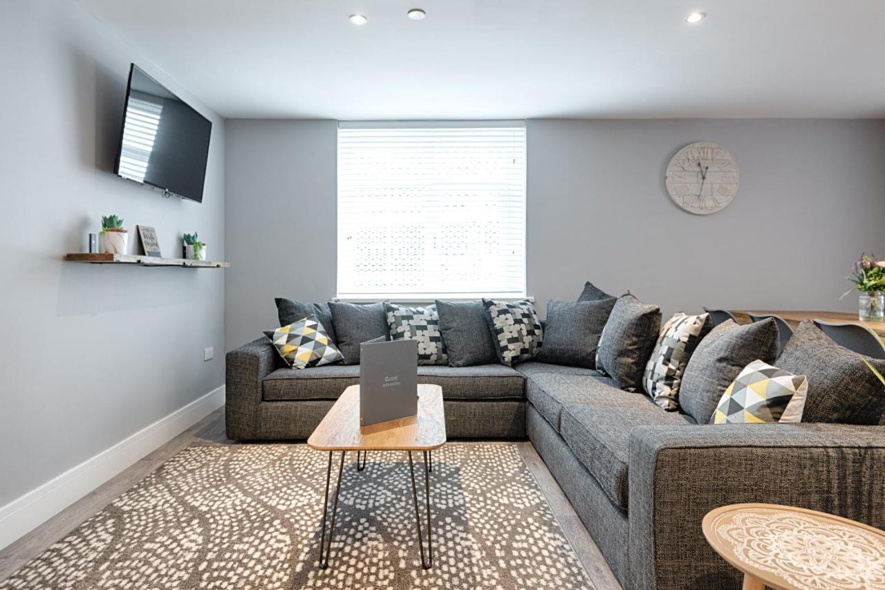 3 Rm Studio, Open-Plan Living, Dining, & Kitchen Llanelli Kültér fotó